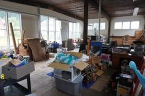 Upper Carriage House interior